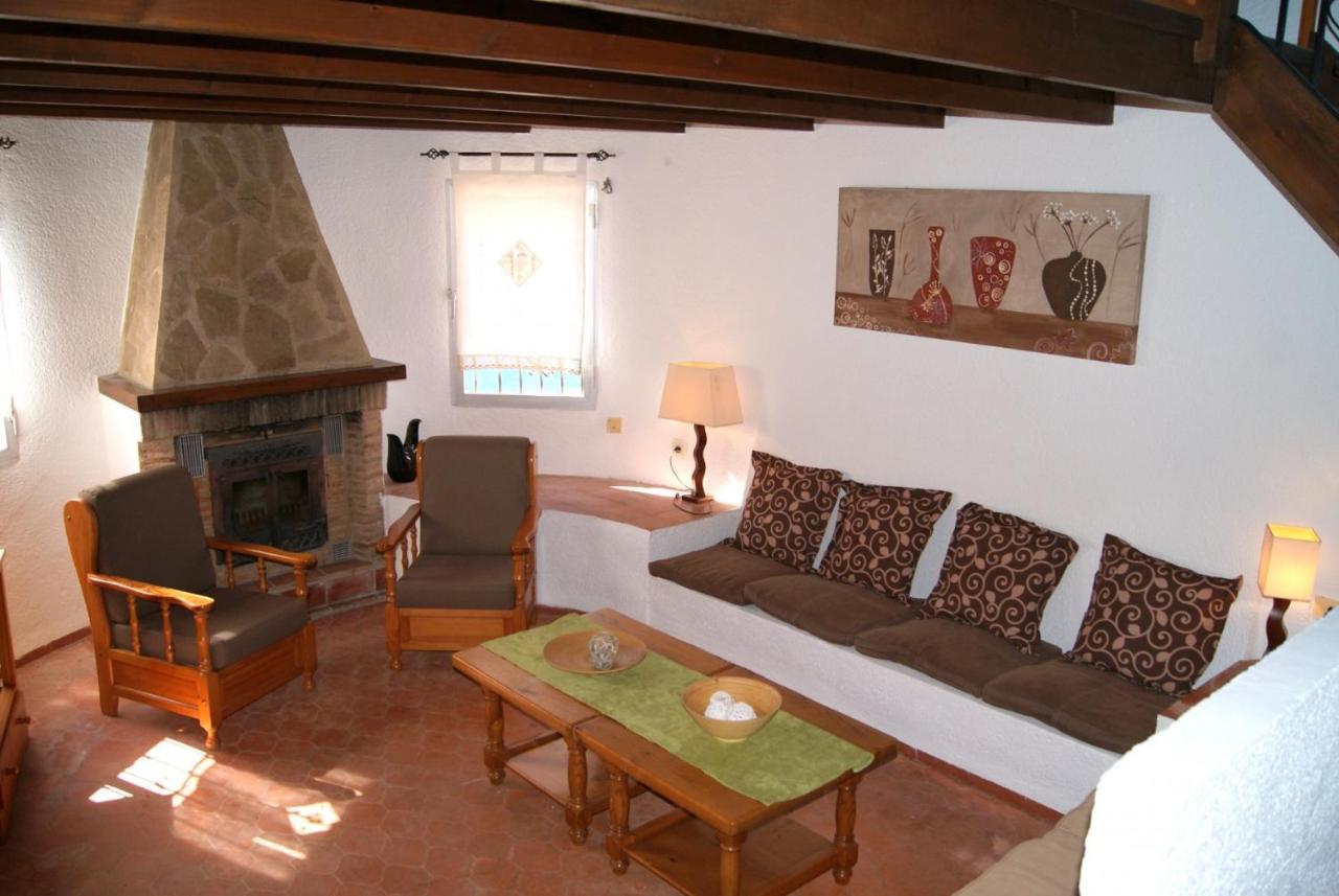 Efaistos Villa *
