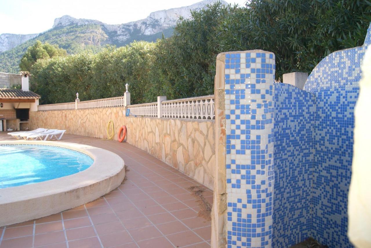 Efaistos Denia